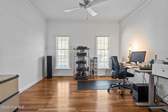 624 N Colony Circle, Wilmington, NC 28409