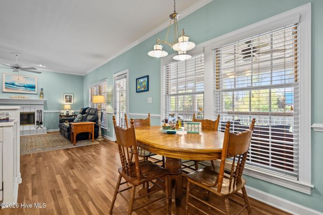 624 N Colony Circle, Wilmington, NC 28409