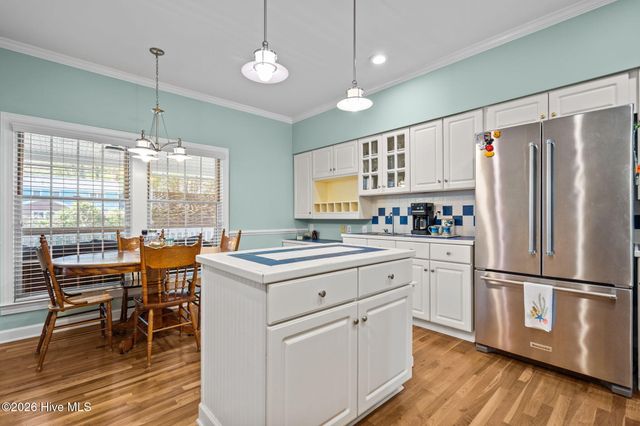 624 N Colony Circle, Wilmington, NC 28409