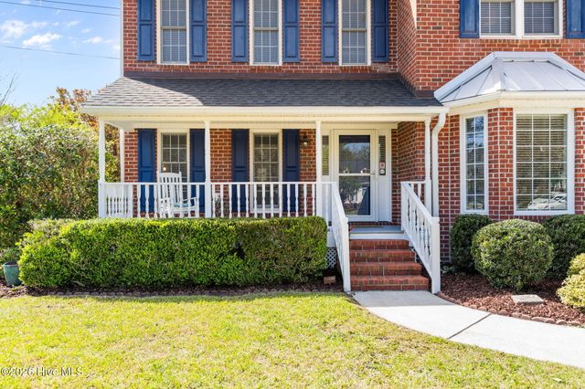 624 N Colony Circle, Wilmington, NC 28409