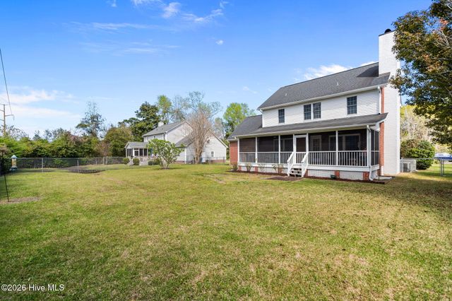 624 N Colony Circle, Wilmington, NC 28409