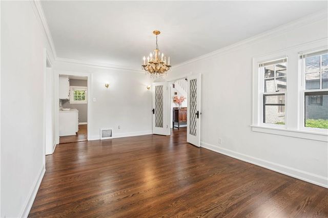 2118 Tauromee Avenue, Kansas City, KS 66102