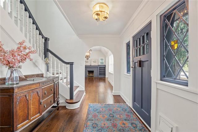 2118 Tauromee Avenue, Kansas City, KS 66102