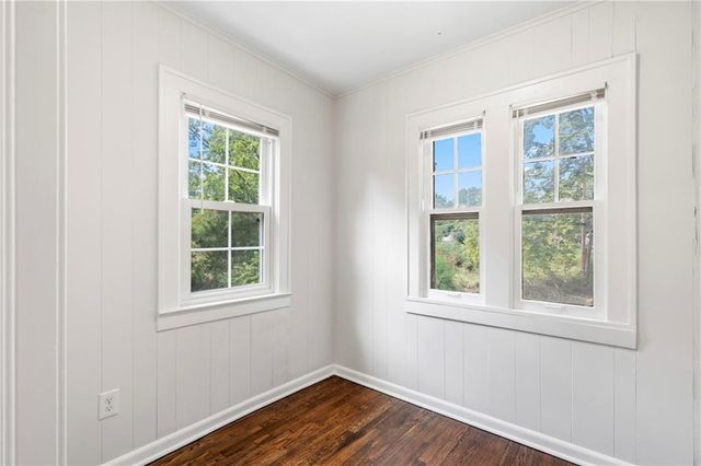 2118 Tauromee Avenue, Kansas City, KS 66102