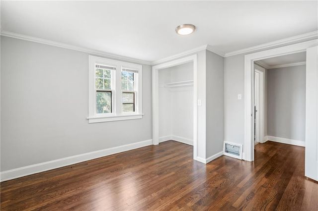 2118 Tauromee Avenue, Kansas City, KS 66102