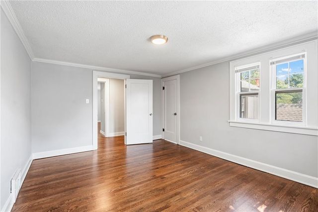 2118 Tauromee Avenue, Kansas City, KS 66102