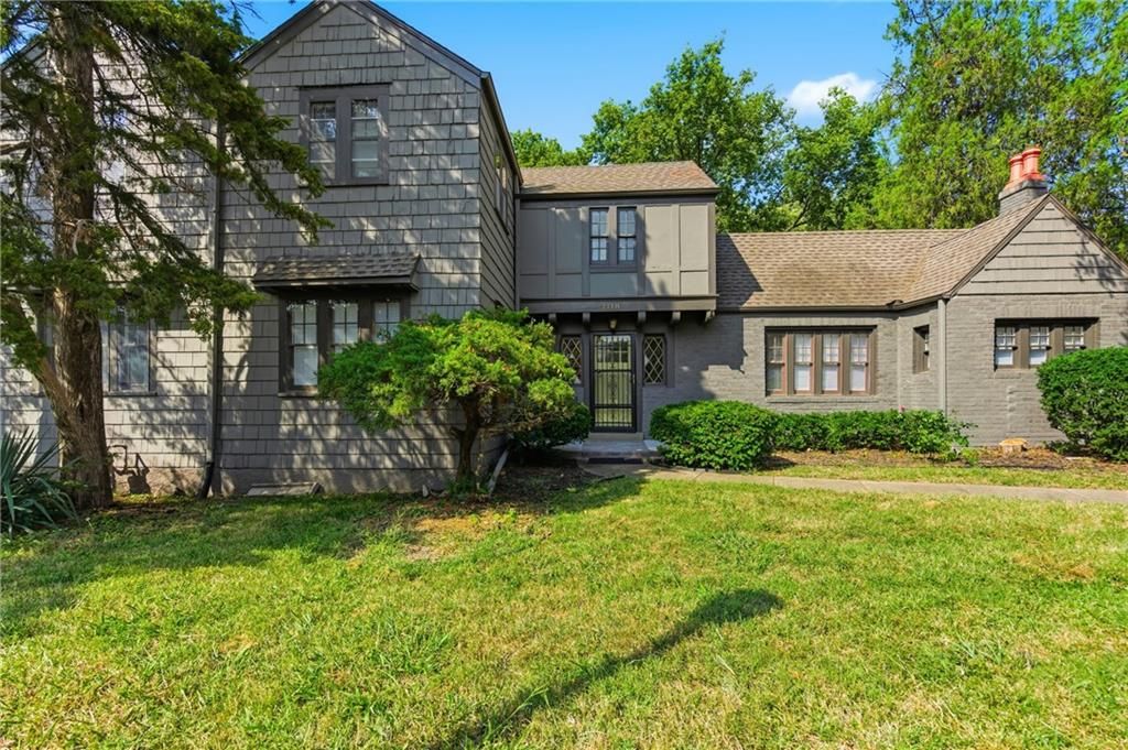 2118 Tauromee Avenue, Kansas City, KS 66102