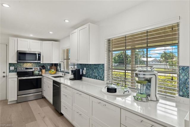 3021 SE 17th AVE, Cape Coral, FL 33904