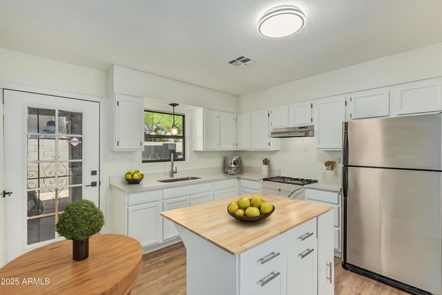 2531 N 15TH Street, Phoenix, AZ 85006