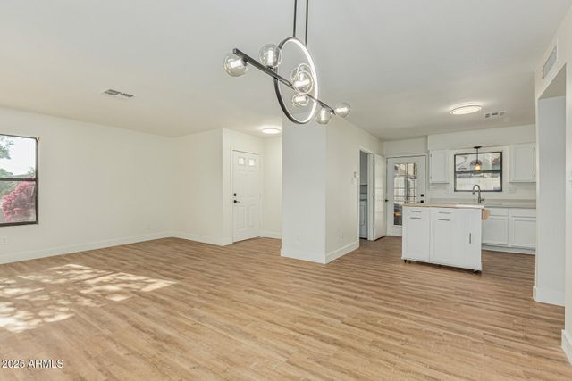 2531 N 15TH Street, Phoenix, AZ 85006