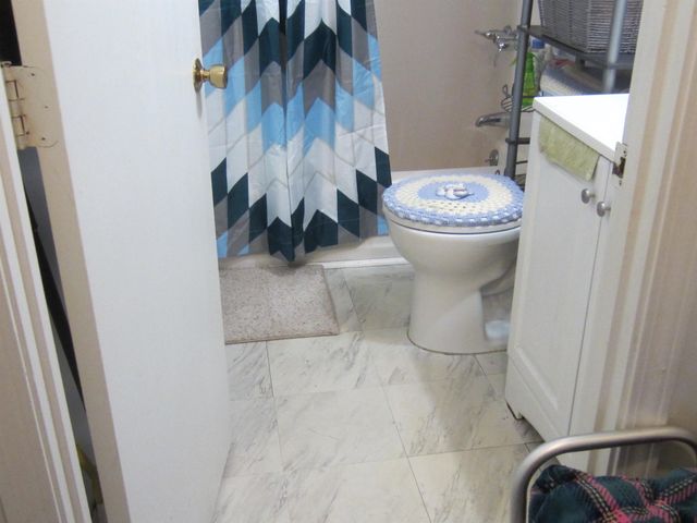 75 Log St Apt 3H, Manchester, NH 03102