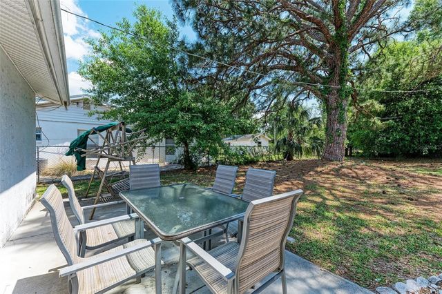 2660 DAVIS BOULEVARD, Sarasota, FL 34237