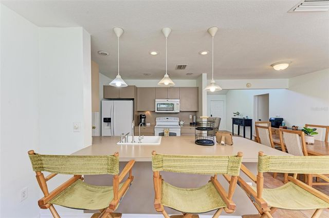 2660 DAVIS BOULEVARD, Sarasota, FL 34237