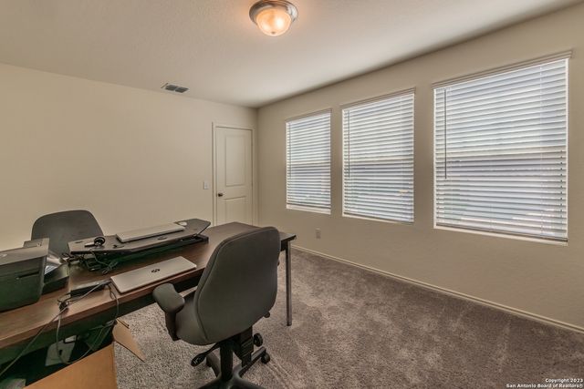 5203 Winding Stream, St Hedwig, TX 78152