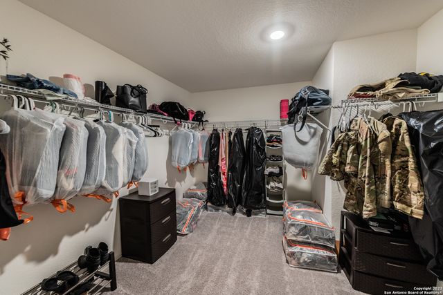 5203 Winding Stream, St Hedwig, TX 78152