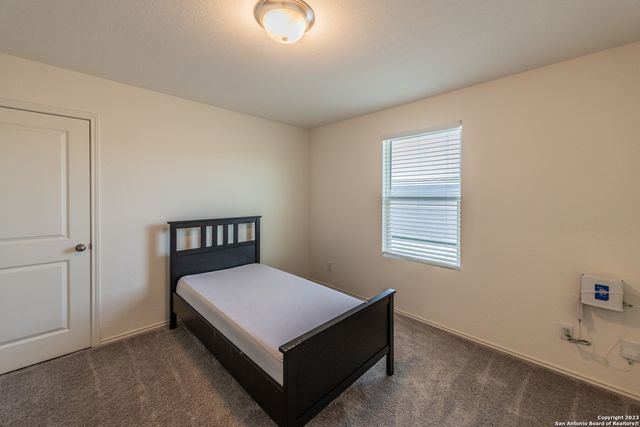 5203 Winding Stream, St Hedwig, TX 78152