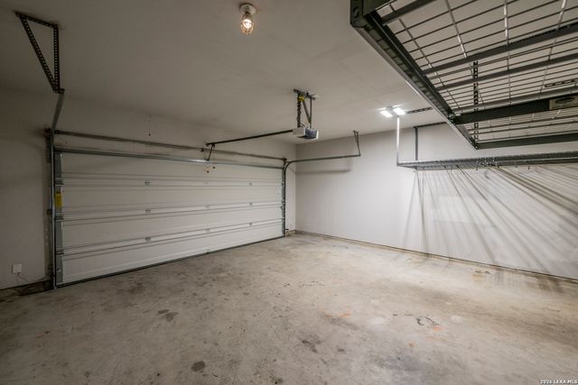 5203 Winding Stream, St Hedwig, TX 78152