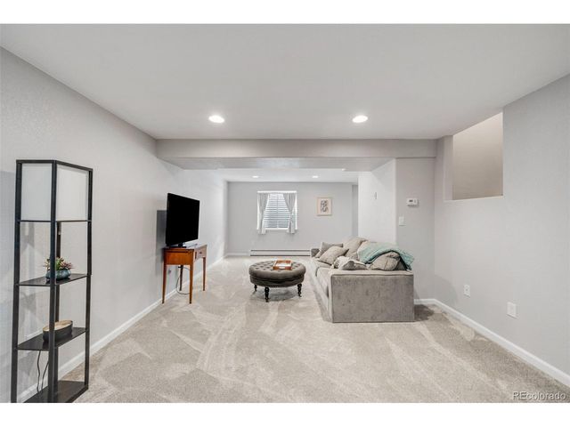 2250 Security Ct, Loveland, CO 80538