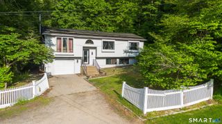 51 Valley Drive, Naugatuck, CT 06770