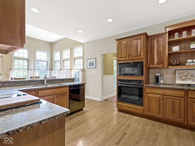 8552 E 550 S, Zionsville, IN 46077