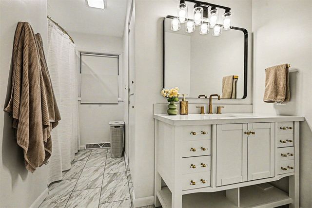 2612 Wildemere Street, Kalamazoo, MI 49009