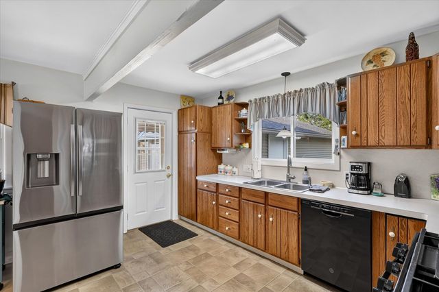 5249 Madison Avenue Se, City Of Kentwood, MI 49548