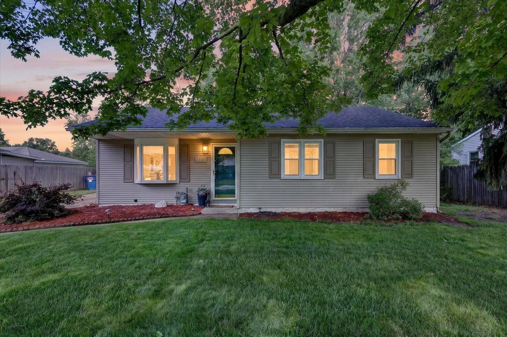 5249 Madison Avenue Se, City Of Kentwood, MI 49548