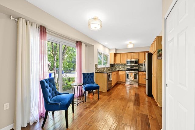 14241 W Waterford Square DRIVE, New Berlin, WI 53151