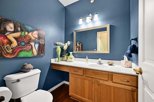 14241 W Waterford Square DRIVE, New Berlin, WI 53151