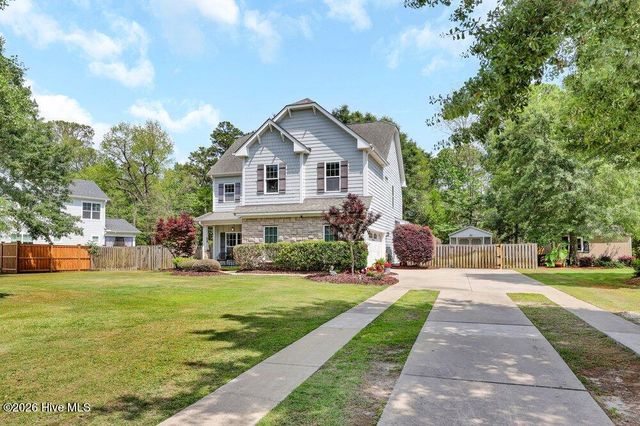 8132 Saltcedar Drive, Wilmington, NC 28411