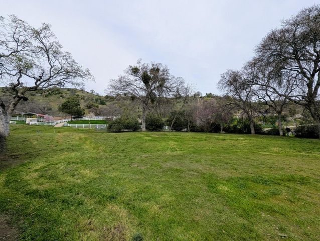 38227 Squaw Valley Road, Yokuts Valley, CA 93675
