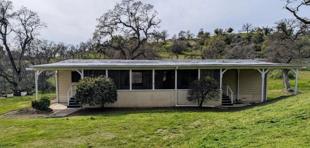 38227 Squaw Valley Road, Yokuts Valley, CA 93675