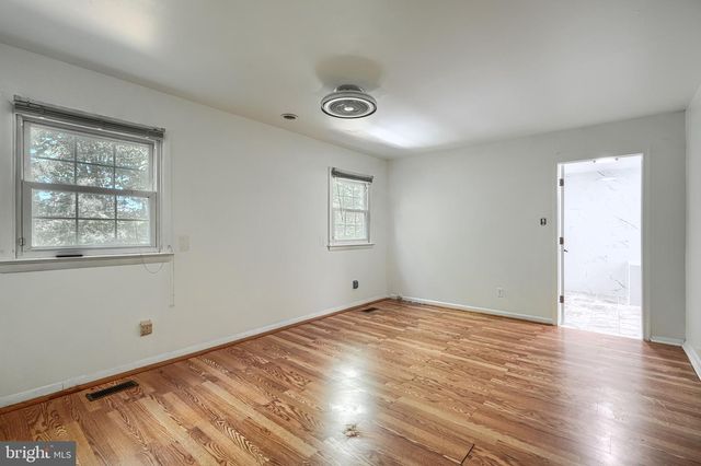 9500 POWDERHORN LN, Baltimore, MD 21234