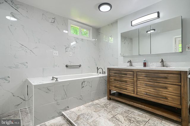 9500 POWDERHORN LN, Baltimore, MD 21234
