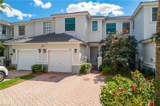 15186 Summit Place CIR, Naples, FL 34119