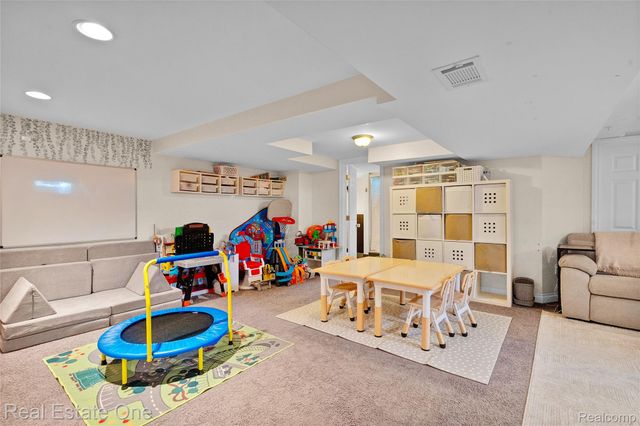 33395 Florence Street, Garden City, MI 48135