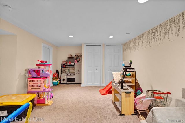 33395 Florence Street, Garden City, MI 48135