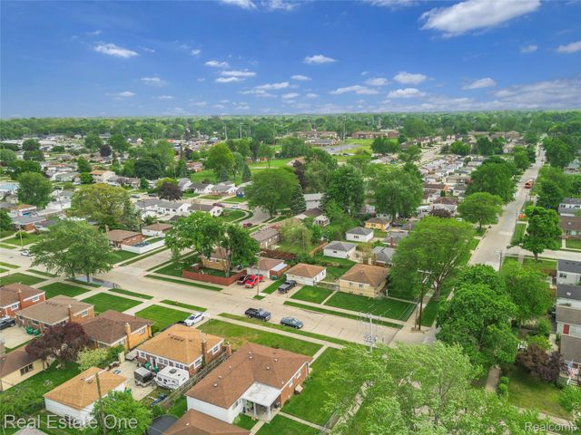 33395 Florence Street, Garden City, MI 48135