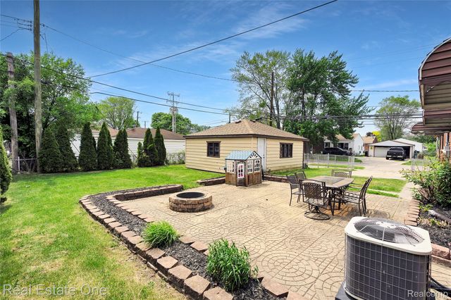 33395 Florence Street, Garden City, MI 48135