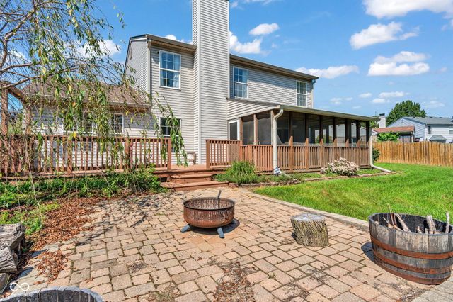216 Creekview Circle, Mooresville, IN 46158