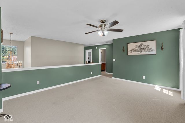 216 Creekview Circle, Mooresville, IN 46158