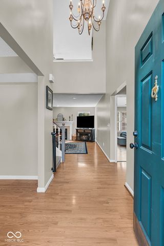 216 Creekview Circle, Mooresville, IN 46158