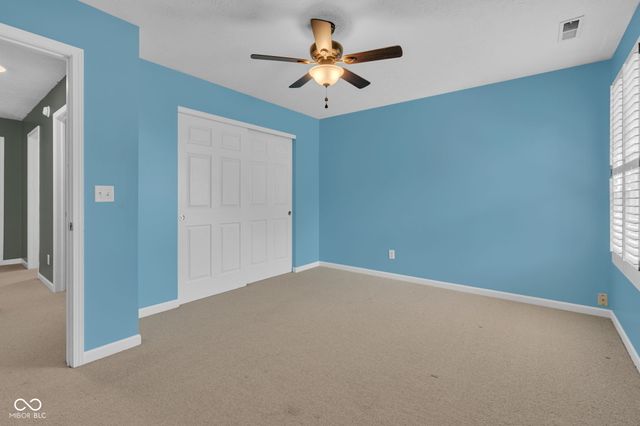 216 Creekview Circle, Mooresville, IN 46158