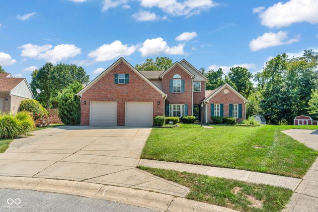 216 Creekview Circle, Mooresville, IN 46158