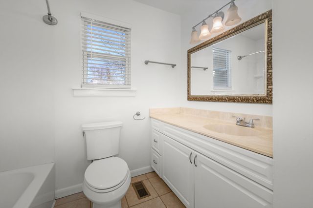 130 Sunnymeade Dr, Mount Juliet, TN 37122