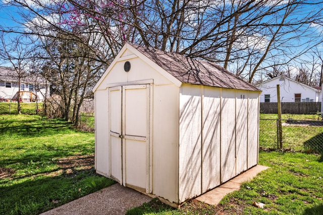 130 Sunnymeade Dr, Mount Juliet, TN 37122