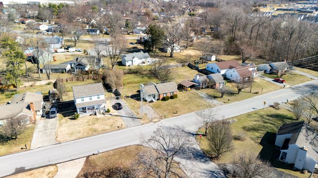 130 Sunnymeade Dr, Mount Juliet, TN 37122