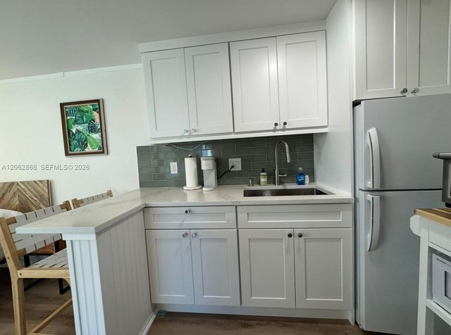 914 N Ocean Breeze 1 1, Lake Worth, FL 33460
