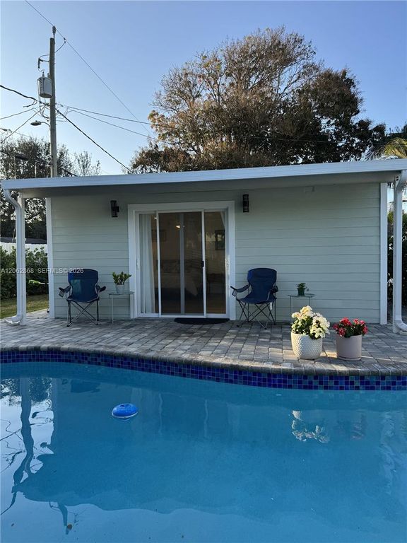 914 N Ocean Breeze 1 1, Lake Worth, FL 33460