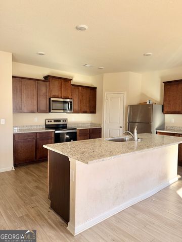 560 Moline Way, Locust Grove, GA 30248